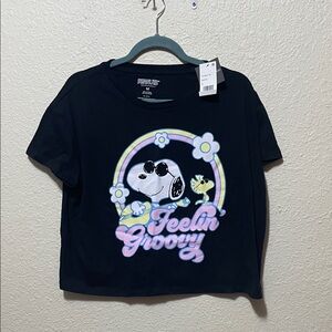 Peanuts Black Tee with Snoopy And Woodstock 'Feelin' Groovy' Design. NWT. Size M